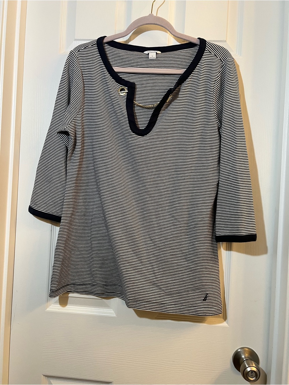🦋 Nautica Navy  Striped 3/4 Sleeve Tunic with Gold Chain Accent size large